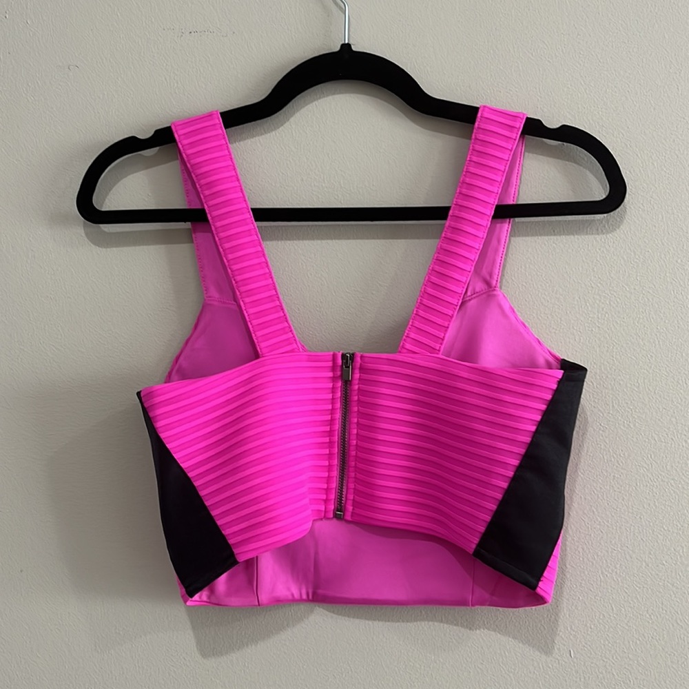 Express Hot Pink Crop Top Size Small - Picture 5 of 9